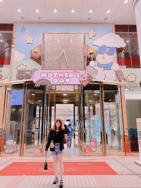 「アイテム（ドラムバッグ）」を使った、Olive Yangさん（レディース・170cm）の春コーディネート