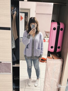 「AIR SPACE（エアースペース）のアイテム（トップス）」を使った、Olive Yangさん（レディース・170cm）の秋コーディネート