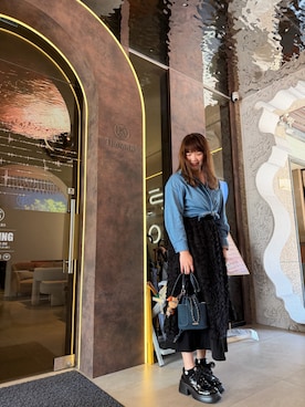 「アイテム（ドラムバッグ）」を使った、Olive Yangさん（レディース・170cm）の秋コーディネート