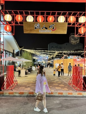 「LOVFEE（ラッフィ）のアイテム」を使った、Olive Yangさん（レディース・170cm）の秋コーディネート