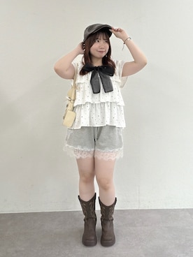 「w closet（ダブルクローゼット）のレースショートスウェットPT（その他パンツ、グレー系）」を使った、みさとさん（レディース・152cm）の夏コーディネート