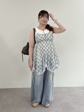 「w closet（ダブルクローゼット）のフリンジバギーデニムパンツ（デニムパンツ、ブルー系）」を使った、みさとさん（レディース・152cm）の夏コーディネート