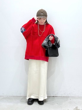 「LEPSIM（レプシィム）のストレッチサテンスカート　497324（スカート）」を使った、raiさん（レディース・154cm・20代）の秋コーディネート