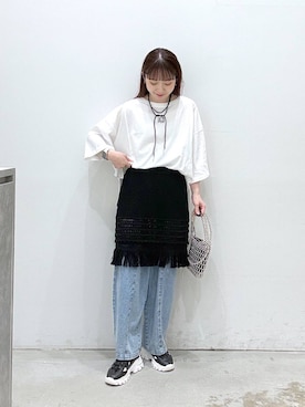 「LEPSIM（レプシィム）のビーズミニショルダー　646448（ショルダーバッグ、シルバー系）」を使った、raiさん（レディース・154cm）の春コーディネート