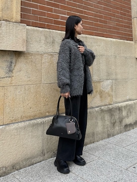 「アイテム（チャーム）」を使った、Eriさん（レディース・162cm）の秋コーディネート