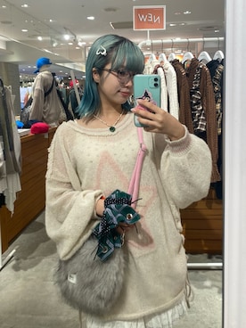 「アイテム（ブローチ/コサージュ）」を使った、kaorun1027さん（レディース・148cm）の秋コーディネート