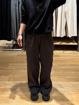 「アイテム（チノパンツ）」を使った、無印スタッフさん（レディース・155cm）の秋コーディネート