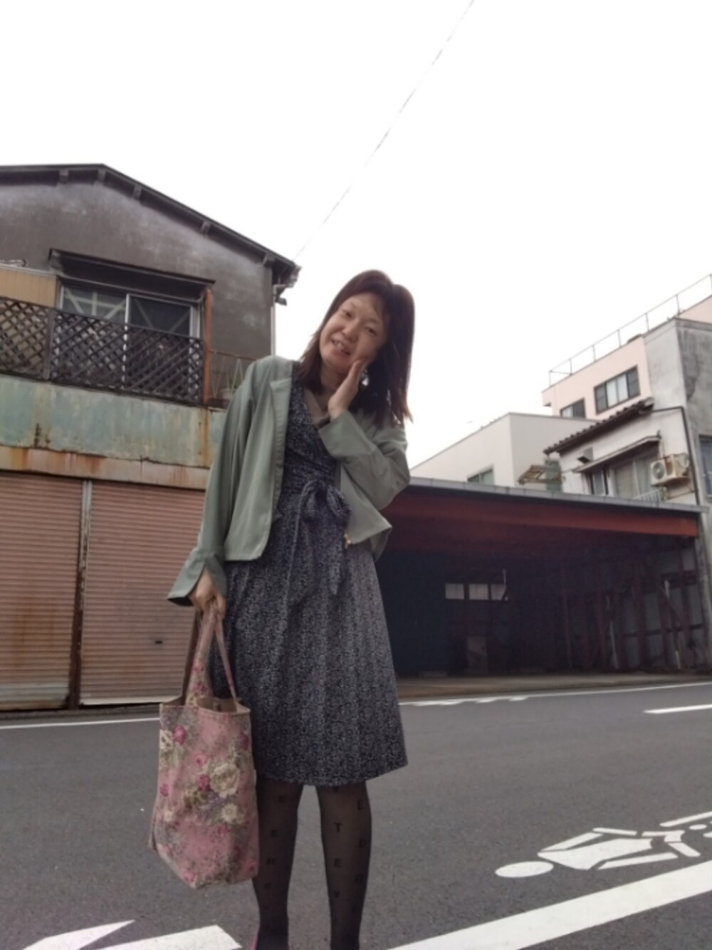 「インスタ@sa.yaka５７７９のアイテム（トップス、ホワイト系）」を使った、（相互）さやかさん（レディース・150cm）の夏コーディネートの1枚目の写真