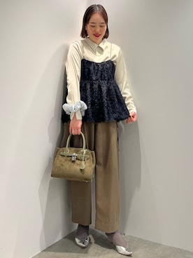 「アイテム（シュシュ）」を使った、SAYAKAさん（レディース・163cm）の冬コーディネート