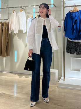「アイテム（ポーチ）」を使った、SAYAKAさん（レディース・163cm）の秋コーディネート