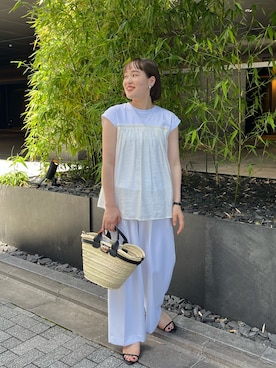 「NOLLEY’S Sophi（ノーリーズソフィ）のアイテム（アクセサリー）」を使った、SAYAKAさん（レディース・163cm）の夏コーディネート