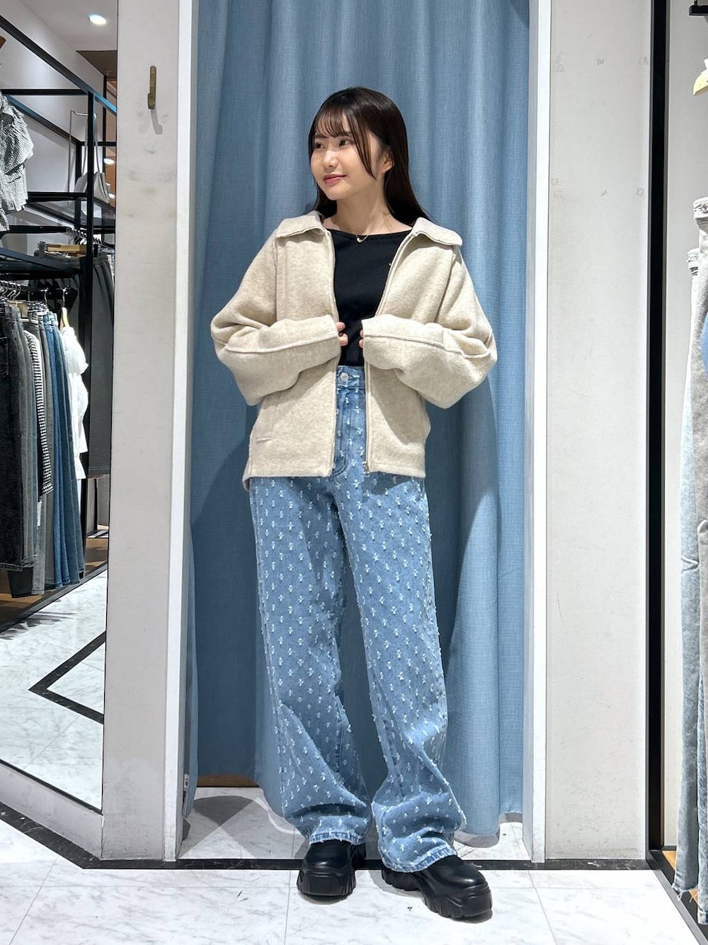 LOWRYS FARM（ローリーズファーム）の「エリZIPニット