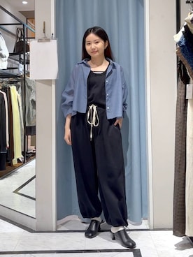 「LOWRYS FARM（ローリーズファーム）のシアーシャツＬＳ  605853（シャツ/ブラウス、ブルー系）」を使った、たのさん（レディース・148cm）の春コーディネート