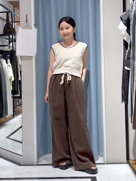 「LOWRYS FARM（ローリーズファーム）のカンドウフィットＫｎｉｔサンダル 637889（サンダル、ブラック系）」を使った、たのさん（レディース・148cm）の夏コーディネート