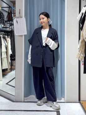 「LOWRYS FARM（ローリーズファーム）のイージーワイドコクーンパンツ 327286（その他パンツ、ブルー系）」を使った、たのさん（レディース・148cm）の夏コーディネート