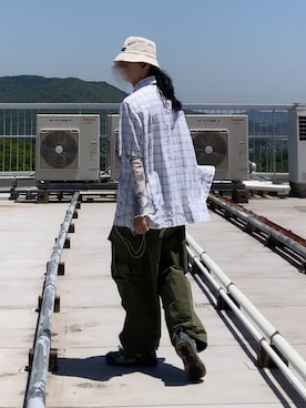 「A.P.C.（アーペーセー）のアイテム」を使った、なつき(旧なっつ)さん（メンズ・179cm）の春コーディネート