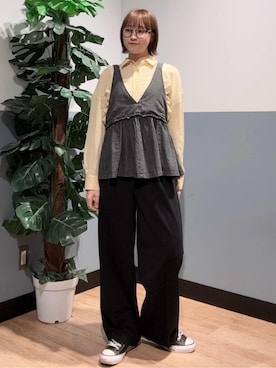 「Right-on（ライトオン）のHONEYSUCKLE ROSE(ハニーサックルローズ)シアービッグシャツ（シャツ/ブラウス、イエロー系）」を使った、かわもっちゃんさん（レディース）の夏コーディネート