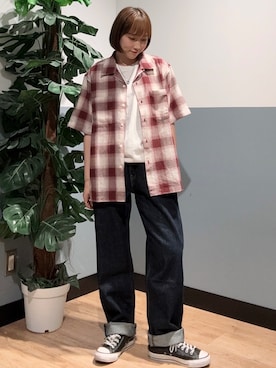 「Levi's（リーバイス）のLevi's(リーバイス)【メンズ】「555」デニム リラックスストレート（デニムパンツ、ブルー系）」を使った、かわもっちゃんさん（レディース）の夏コーディネート