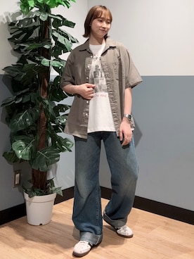 「Levi's（リーバイス）のLevi's(リーバイス)【メンズ】「501」ルーズ（デニムパンツ、ブルー系）」を使った、かわもっちゃんさん（レディース）の夏コーディネート