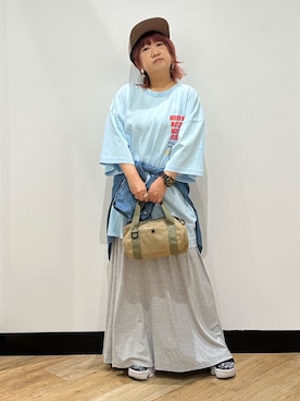 「Right-on（ライトオン）のシアーデニムビッグシャツ（シャツ/ブラウス、ブルー系）」を使った、ミーさん（レディース）の夏コーディネート