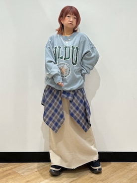 「HONEYSUCKLE ROSE（ハニーサックルローズ）のアソート柄ビッグチェックシャツ（シャツ/ブラウス、パープル系）」を使った、ミーさん（レディース）の秋コーディネート