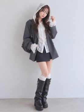 「archives（アルシーヴ）の【ＳＥＴ　ＵＰ対応】ベルト付きラップ台形ミニＳＫ（スカート、ブラック系）」を使った、りほさん（レディース・160cm）の秋コーディネート