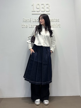 「LACOSTE（ラコステ）のアイテム」を使った、アキナさん（レディース・168cm）の春コーディネート