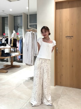 「mystic（ミスティック）のレースアップフレンチTシャツ（Tシャツ/カットソー、ホワイト系）」を使った、田村怜奈さん（レディース・154cm）の夏コーディネート