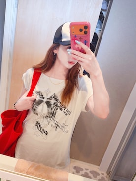 「EVRIS（エヴリス）のアイテム（Tシャツ/カットソー、ホワイト系）」を使った、xyoukaさん（レディース・160cm）の秋コーディネート