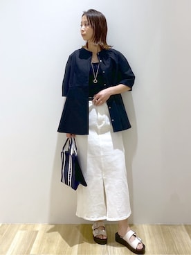 「アイテム（デニムスカート、ホワイト系）」を使った、えりさん（レディース・156cm）の夏コーディネート