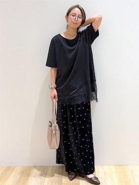 「OPAQUE.CLIP（オペークドットクリップ）の裾レースアシメカットソー【洗濯機OK】（Tシャツ/カットソー、ブラック系）」を使った、えりさん（レディース・156cm）の秋コーディネート