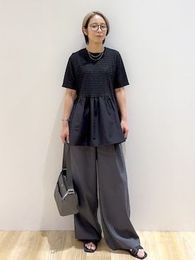 「OPAQUE.CLIP（オペークドットクリップ）のジャカードドッキング ペプラムカットソー【洗濯機OK】（Tシャツ/カットソー、ブラック系）」を使った、えりさん（レディース・156cm）の夏コーディネート