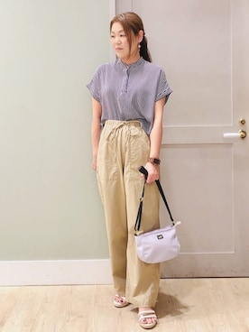 「Lee（リー）のアイテム（その他パンツ）」を使った、Komi☆さん（レディース・159cm）の春コーディネート