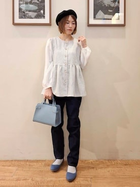 「SHOO・LA・RUE（シューラルー）の【洗濯機可】時短できちんと見えが叶う フェイクレイヤードブラウス（シャツ/ブラウス、ホワイト系）」を使った、まあるさん（レディース・158cm）の冬コーディネート
