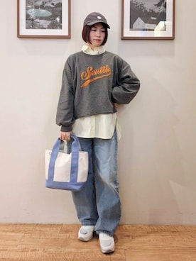 「SHOO・LA・RUE（シューラルー）の【洗濯機可/S-LL】コーデの主役になる ロゴアソート 裏毛スウェット（スウェット、グレー系）」を使った、まあるさん（レディース・158cm）の春コーディネート