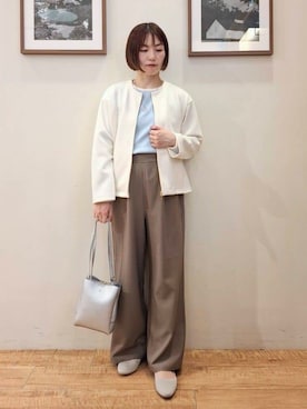 「SHOO・LA・RUE（シューラルー）の【セットアップ可/S-LL/なめらかタッチ】大人のきれいめスタイルに ノーカラージップブルゾン（ブルゾン、ホワイト系）」を使った、まあるさん（レディース・158cm）の春コーディネート