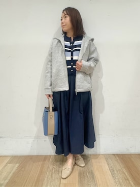 「grove（グローブ）のダンボールジャージ フードパーカージャケット（ブルゾン、グレー系）」を使った、miさん（レディース・151cm）の春コーディネート