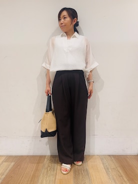 「grove（グローブ）の【洗濯機◎・体型カバー】ON/OFF使える、シアースキッパーシャツ（シャツ/ブラウス、ホワイト系）」を使った、miさん（レディース・151cm）の夏コーディネート