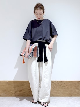 「OPAQUE.CLIP（オペークドットクリップ）のアイテム（Tシャツ/カットソー）」を使った、はなさん（レディース・160cm）の夏コーディネート