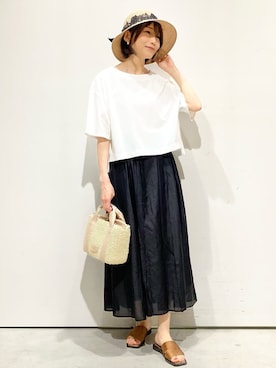 「アイテム（ショルダーバッグ、ゴールド系）」を使った、Jさん（レディース・166cm）の春コーディネート
