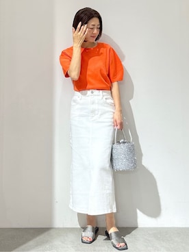 「アイテム（デニムスカート、ホワイト系）」を使った、NAKAさん（レディース・161cm）の春コーディネート