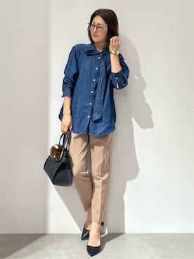 「アイテム（チャーム、ブラウン系）」を使った、NAKAさん（レディース・161cm）の秋コーディネート