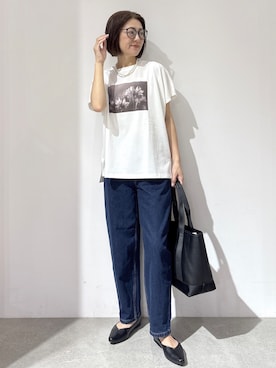 「OPAQUE.CLIP（オペークドットクリップ）のフォトプリントTシャツ【洗濯機OK】（Tシャツ/カットソー、ホワイト系）」を使った、NAKAさん（レディース・161cm）の夏コーディネート