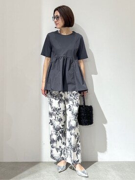 「OPAQUE.CLIP（オペークドットクリップ）の◆ペプラムドッキングカットソー【洗濯機洗い可】（Tシャツ/カットソー）」を使った、NAKAさん（レディース・161cm）の春コーディネート