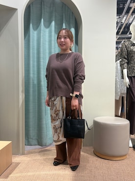 「Jena espace merveilleux(ジェナ エスパスメルヴェイユ)のバックテープラメニット(ニット/セーター、ブラウン系)」を使った、karenさん(レディース・149cm)の秋コーディネート