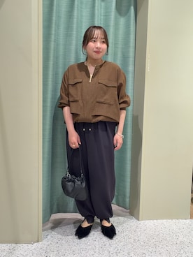 「Jena espace merveilleux(ジェナ エスパスメルヴェイユ)のレイヤー風シアーブルゾン(ベスト、ブラウン系)」を使った、karenさん(レディース・149cm)の秋コーディネート