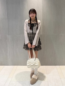 「OLIVE des OLIVE（オリーブデオリーブ）のアイテム（ワンピース）」を使った、ゆづきさん（レディース・163cm）の秋コーディネート