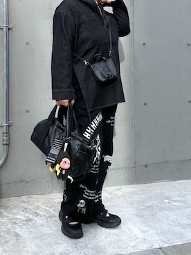 「ear PAPILLONNER（イアパピヨネ）のアイテム（ボストンバッグ）」を使った、こばさん（レディース・169cm）の秋コーディネート