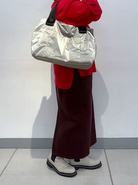 「アイテム（トートバッグ、シルバー系）」を使った、こばさん（レディース・169cm）の秋コーディネート