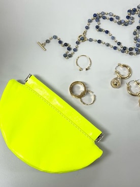 「アイテム（財布/小物）」を使った、こばさん（レディース・169cm）の秋コーディネート